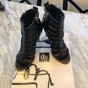 Dolce Vita heeled bootie